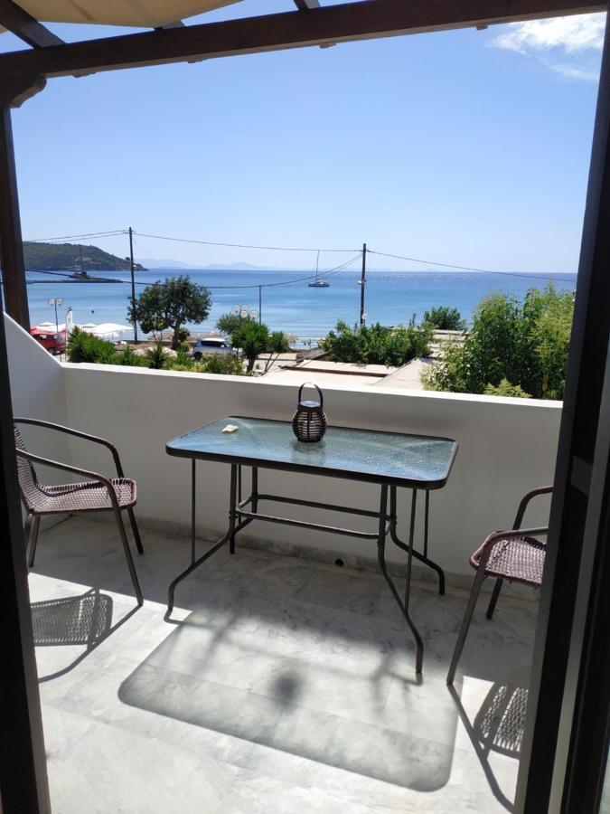 Παραθαλασσιο Στουντιο Μιχαλιας Sea View Studio Michalias Νουμερο 8 Agia Marina (Aegina) Exterior foto